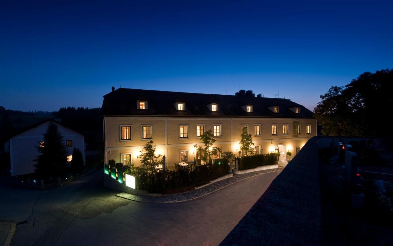 Landgasthof Winter Ardagger Stift Exterior foto
