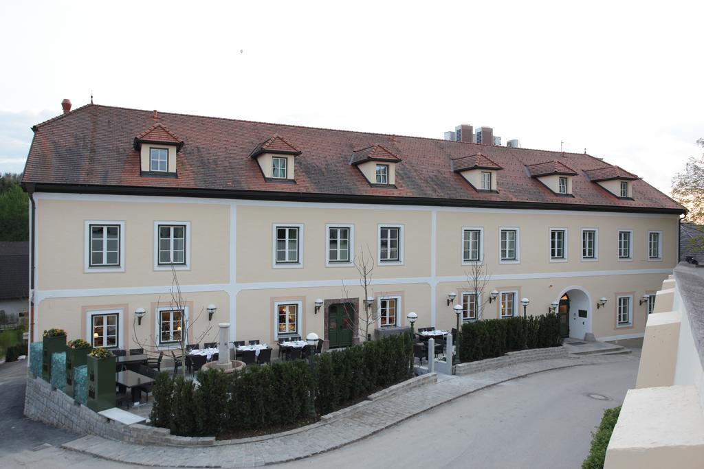 Landgasthof Winter Ardagger Stift Exterior foto